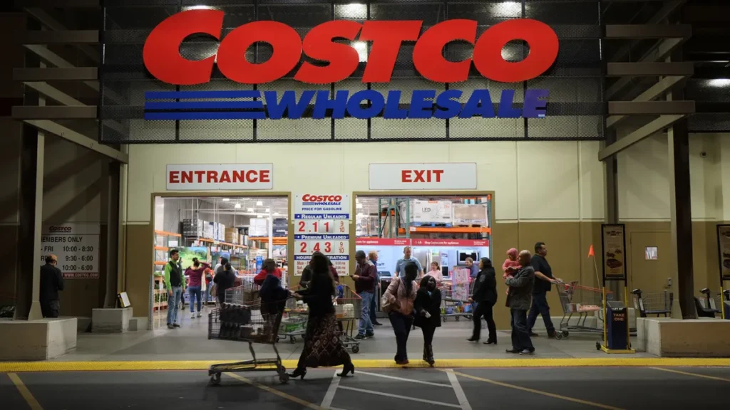 Costco Hours